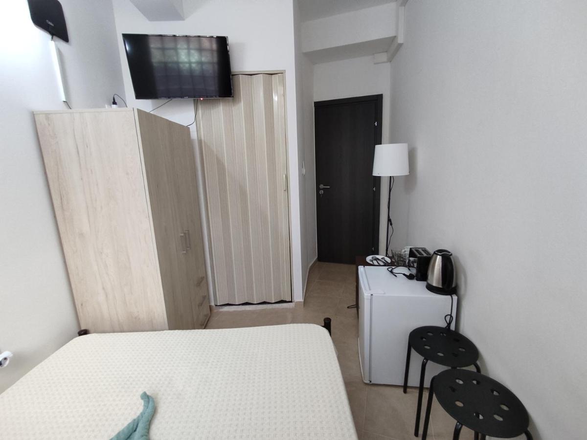 Pure Urban Metro Kato Patisia Apartman Athén Kültér fotó